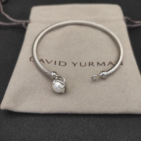 Hl76900David Yurman 3mm珍珠主人手镯。有17cm和19cm两个尺寸。建议适合佩戴的手围15-18cm