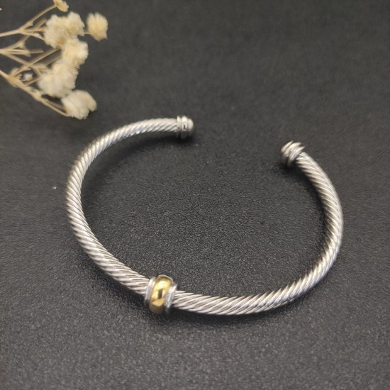 Hl75900David Yurman4mm单珠分色手镯。建议适合佩戴的手围15-20cm。