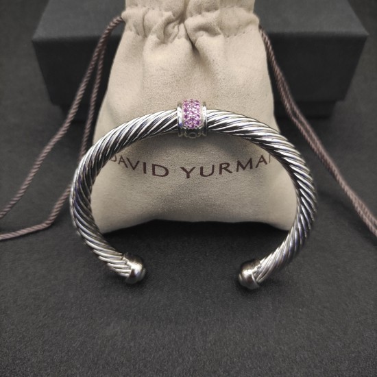 Hl75A20David Yurman 7mm银色圆珠粉钻手镯。建议适合佩戴的手围16-20cm