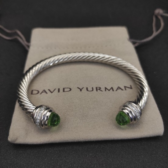 Hl76A20David Yurman 7mm镶嵌石浅绿钻头手镯。建议适合佩戴的手围16-20cm