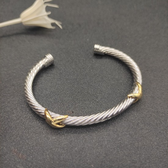 Hl65900David Yurman 5mm双X手镯。建议适合佩戴的手围15-20cm编号DYSZ-016