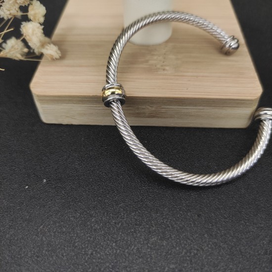 Hl75900David Yurman4mm单珠分色手镯。建议适合佩戴的手围15-20cm。