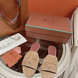 LP sandals slippers