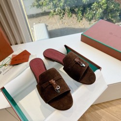 LP sandals slippers