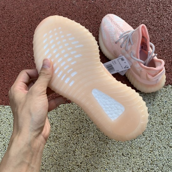 350v3粉水滴 Yeezy 350 V3 Runner 粉水滴鞋面夜光半透明橡胶覆盖，类似于水滴的流体轮廓，非常独特 依然Boost加持 FC9217