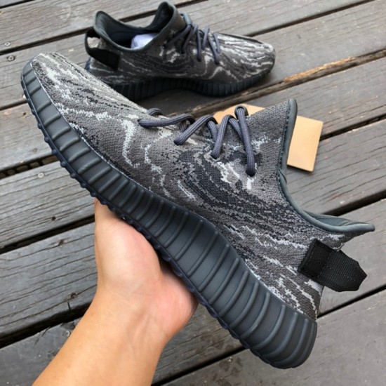 350v2黑灰 性价比版 Adidas Yeezy 350 V2黑灰橙 椰子ID4811