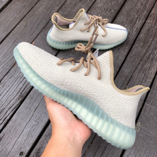 350v2灰绿 性价比版偏小0.5-1码Adidas Yeezy 350 V2灰绿 椰子 FZ1268