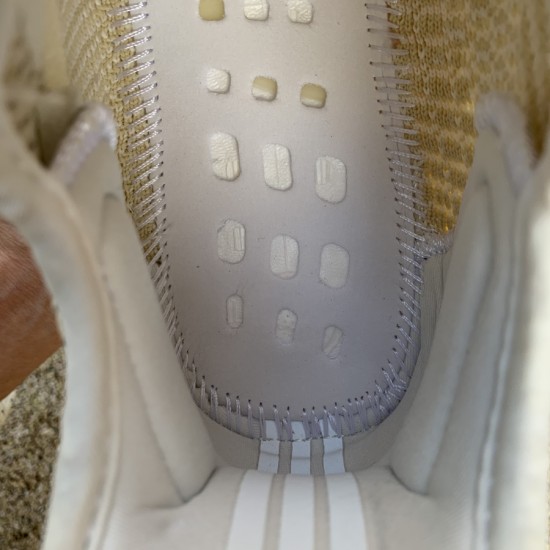 350v2氧化天使  最强性价比版本 Adidas Yeezy 350 V2 米白椰子Natural 氧化天使椰子跑步鞋FZ5246