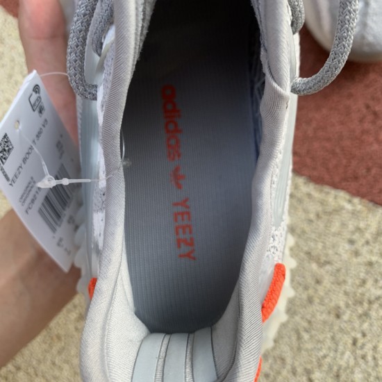 350v3尾灯水滴 Yeezy 350 V3 Runner 粉水滴鞋面夜光半透明橡胶覆盖，类似于水滴的流体轮廓，非常独特 依然Boost加持 FC9215