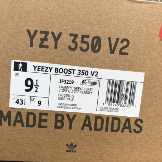 350v2灰色  Adidas Yeezy 350 V2太空灰 IF3219