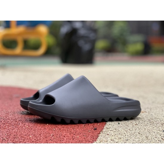 椰子拖鞋黑色 adidas Yeezy Slide “Onyx” hq6448