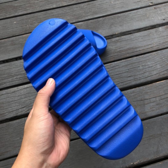 椰子拖鞋天空蓝 纯原版adidas Yeezy Slide “Azure” GAP蓝 ID413