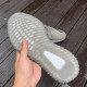 350v2灰黑色 性价比版Adidas Yeezy 350 V2灰黑 椰子HQ2059