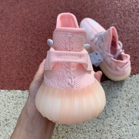 350v3粉水滴 Yeezy 350 V3 Runner 粉水滴鞋面夜光半透明橡胶覆盖，类似于水滴的流体轮廓，非常独特 依然Boost加持 FC9217