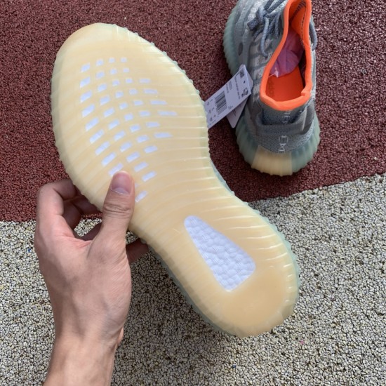 350v3灰橘水滴  Yeezy 350 V3 Runner 粉水滴鞋面夜光半透明橡胶覆盖，类似于水滴的流体轮廓，非常独特 依然Boost加持 FC9215