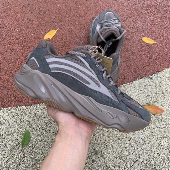 椰子700v2黑棕色 Adidas Yeezy Boost 700 V2 gz0724