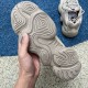 椰子500灰褐色 Adidas Yeezy 500 椰子 灰褐色 侃爷复古老爹鞋 GX3605