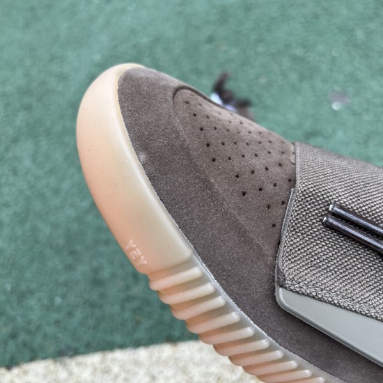 椰子750巧克力 新版本⚡️Adidas Yeezy Boost 750 巧克力 椰子 750 高帮 BY2456