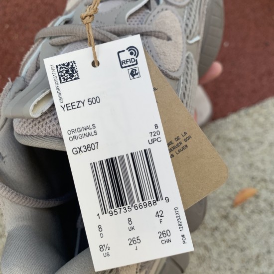 椰子500灰褐色新款 adidas Yeezy 500 “Taupe Light” GX3607