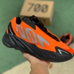 椰子700黑橙 性价比版本偏小0.5-1码，Adidas Yeezy Boost 700 MNVN 黑橙限量 3M反光 FV3258