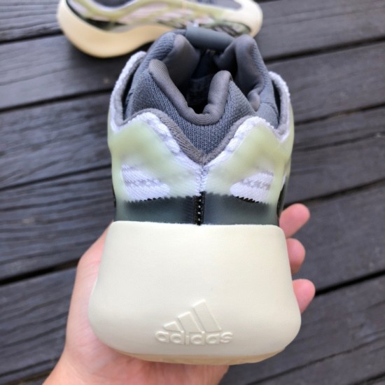 椰子700v3灰白 Adidas Yeezy 700 V3椰子 跑步鞋 ID1674