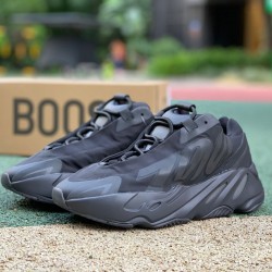 椰子700新黑魂 性价比版本 Adidas Yeezy 700 MNVN 黑魂 黑武士 椰子老爹鞋 FV4440