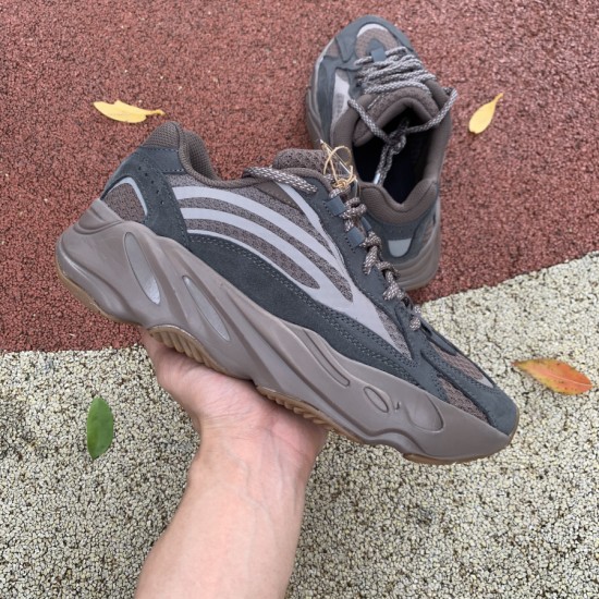 椰子700v2黑棕色 Adidas Yeezy Boost 700 V2 gz0724