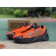 椰子700黑橙 性价比版本偏小0.5-1码，Adidas Yeezy Boost 700 MNVN 黑橙限量 3M反光 FV3258