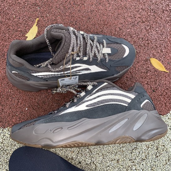 椰子700v2黑棕色 Adidas Yeezy Boost 700 V2 gz0724