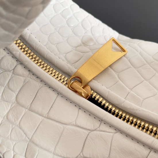 BOTTEGA VENETA BAG