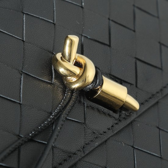 BOTTEGA VENETA BAG