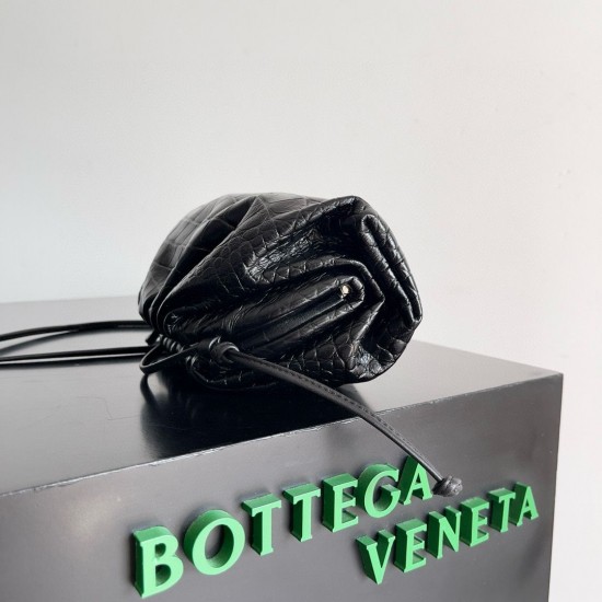 BOTTEGA VENETA BAG