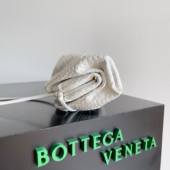 BOTTEGA VENETA BAG