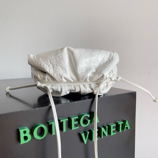 BOTTEGA VENETA BAG