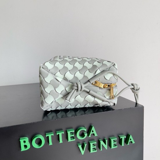 BOTTEGA VENETA BAG