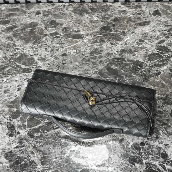 BOTTEGA VENETA BAG