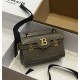 Balmain bag size:19*12*7.5cm