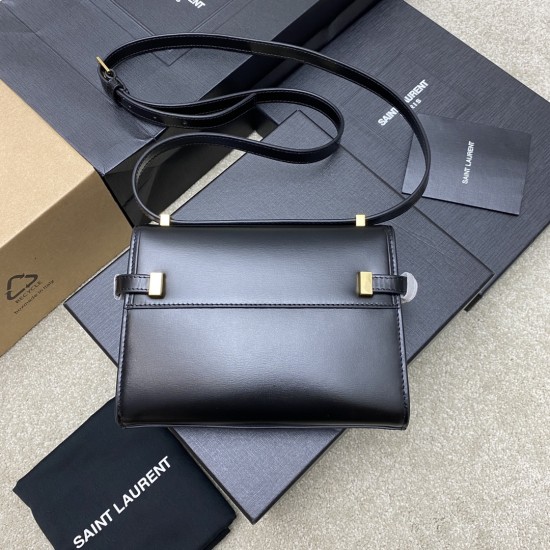 Yves Saint Laurent Bag D886600