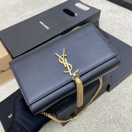 Yves Saint Laurent Bag D886490