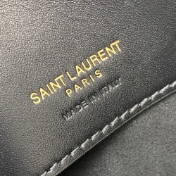 Yves Saint Laurent D886730