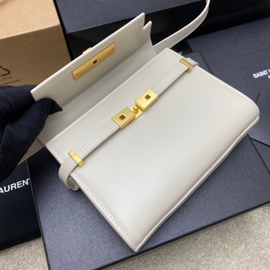 Yves Saint Laurent Bag D886600