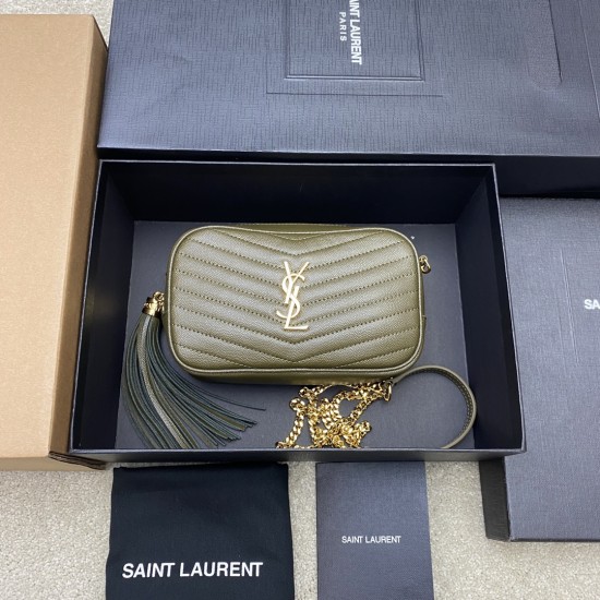 Yves Saint Laurent Bag  D886450