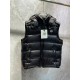 MONCLER Bormes Vest