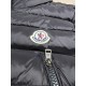 Moncler M098