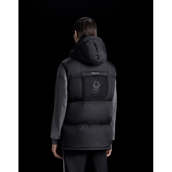 MONCLER Kyle