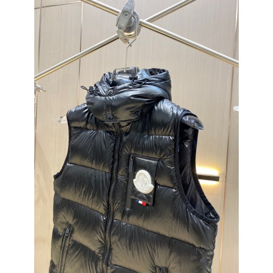 Moncler M097