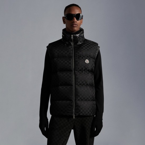 Moncler M095