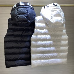 MONCLER Montreuil Vest