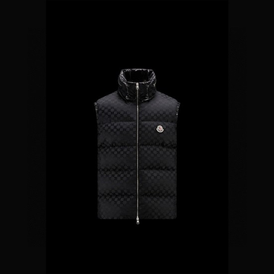 Moncler M095