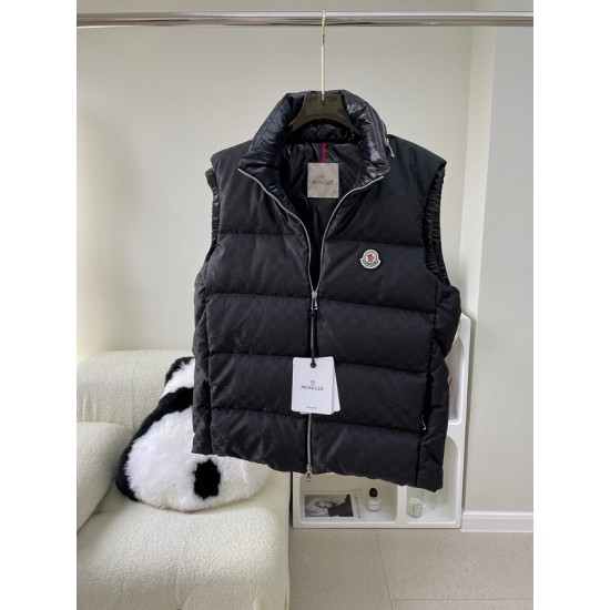 Moncler M095